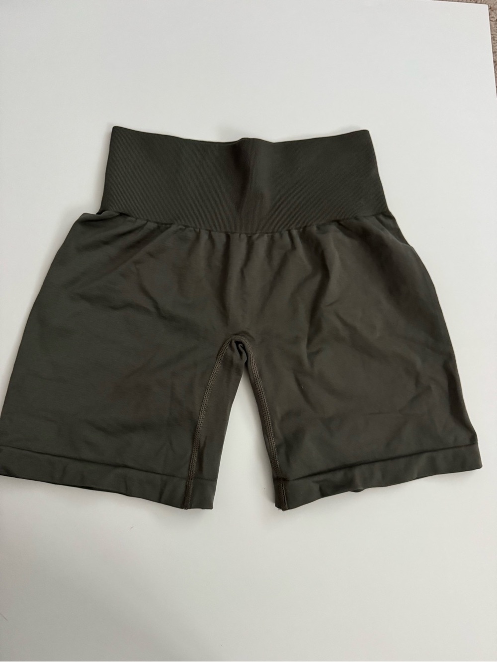 NVGTN xs shorts